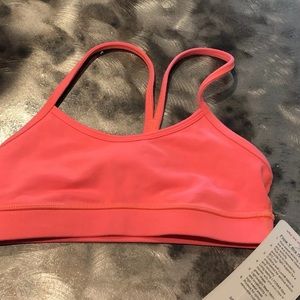 ♥️NWT LULULEMON FLO Y BRA IV♥️